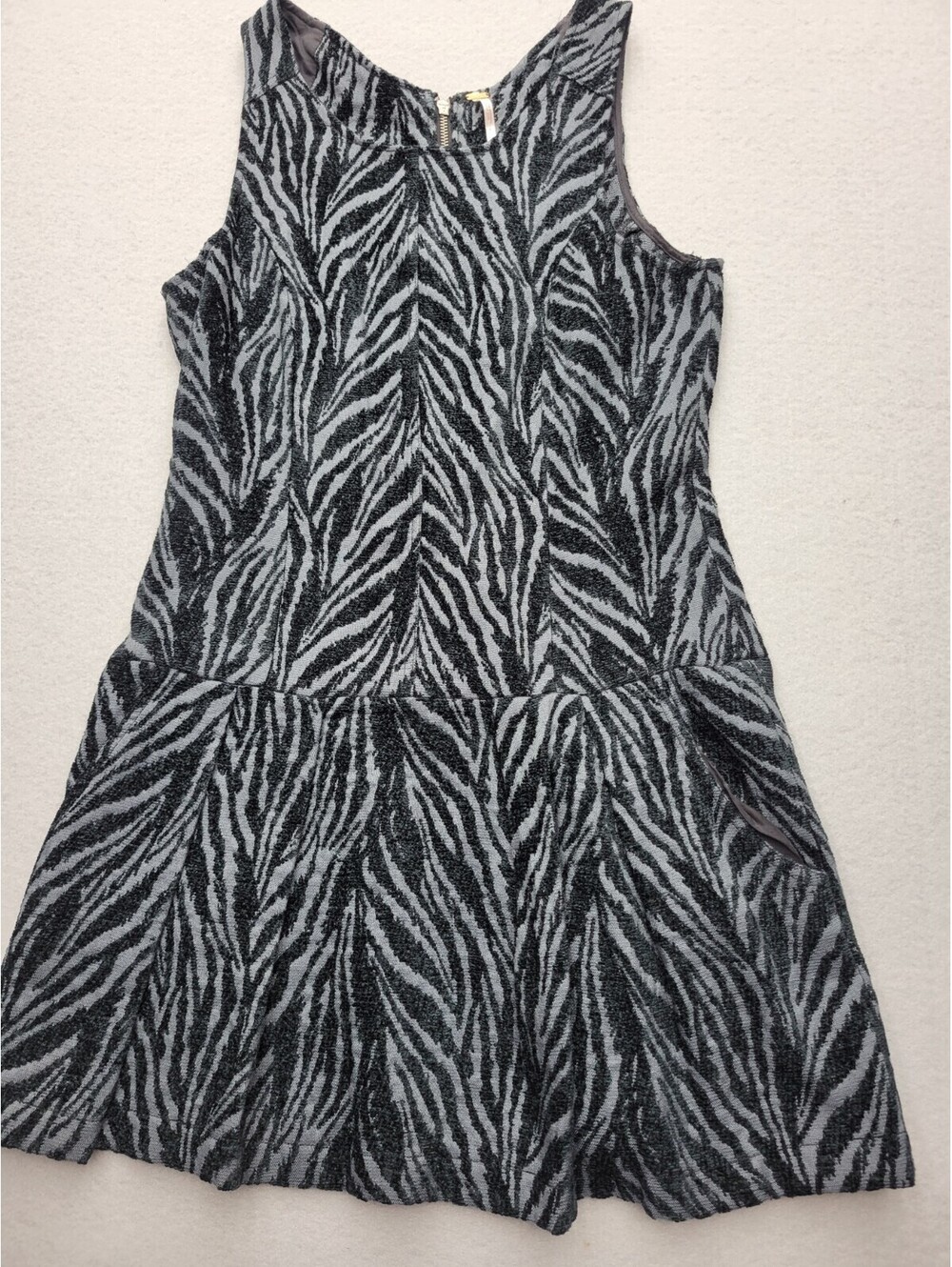 Free People Womens Dress Size 10 Black Drop Waist Mini Sleeveless Floral Casual